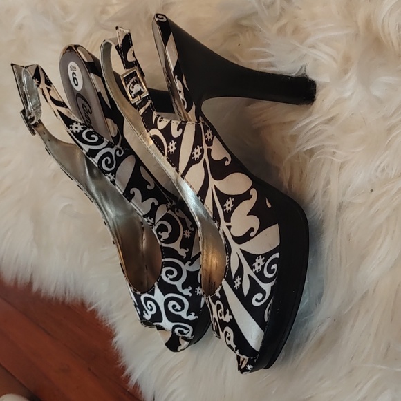 Candies Black and White satin Paisley Platform slingbacks 6 - Picture 11 of 13
